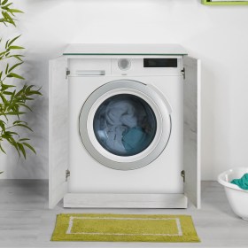 KLARA con zoccolino removibile per inserimento lavatrice