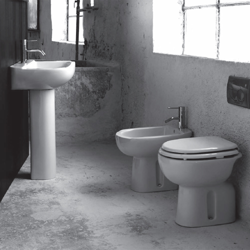 bagno completo in ceramica bianca a terra serie alba kieko ceramica