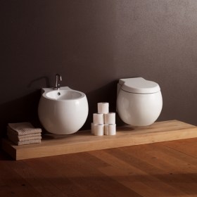 Vaso e bidet sospesi Planet Scarabeo Ceramica