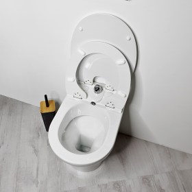 Copriwater con funzione di bidet, miscelatore incluso