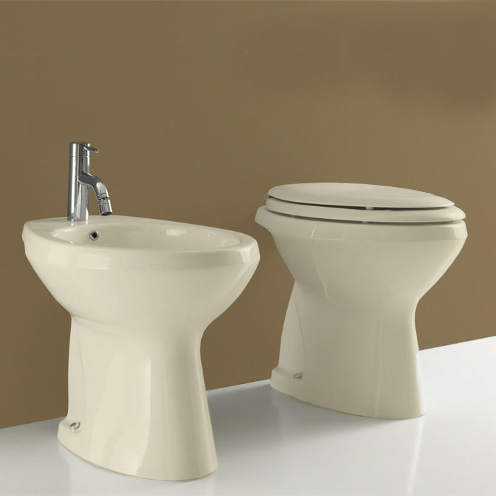 sanitari bagno a terra champagne